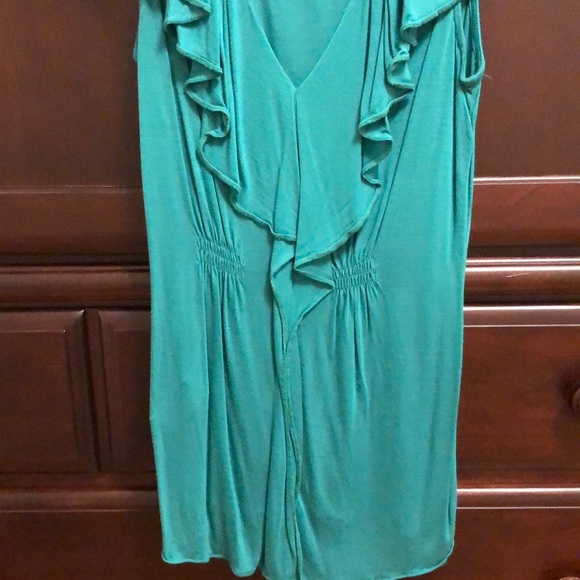 BCBG ruffle V-neck blouse - Picture 3 of 4